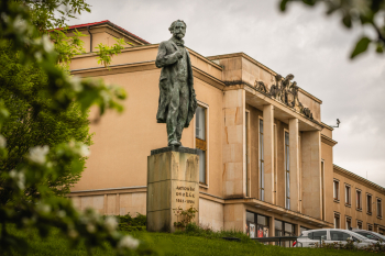Divadlo A. Dvořáka